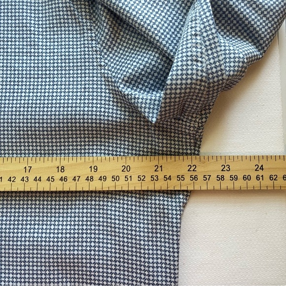 Tahari Men's Medium Shirt Regular Stretch Blue White Long Sleeve Button Up EUC - Picture 7 of 9